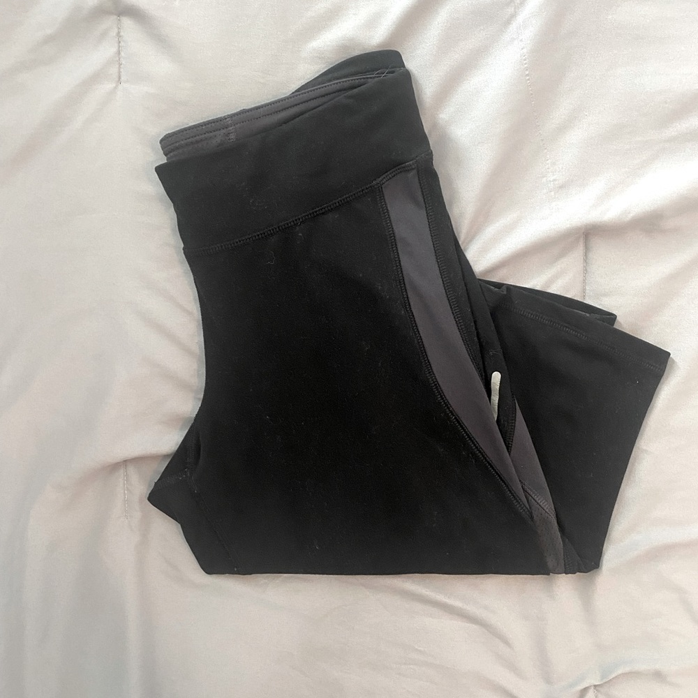 C9 by Champion Black and Gray Capri Athletic Leggings. Size Large.